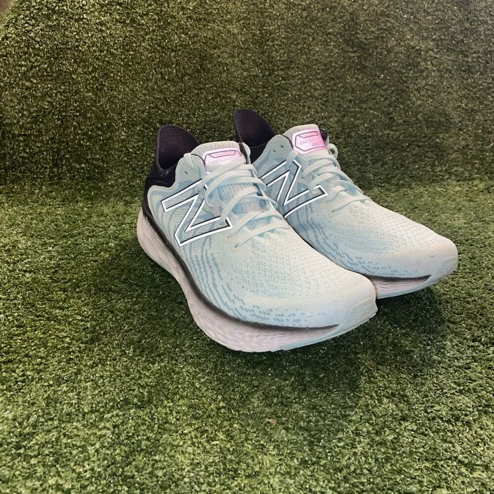 New Balance Fresh Foam 1080 Women's Size 11 Running Shoes Athletic Sneakers